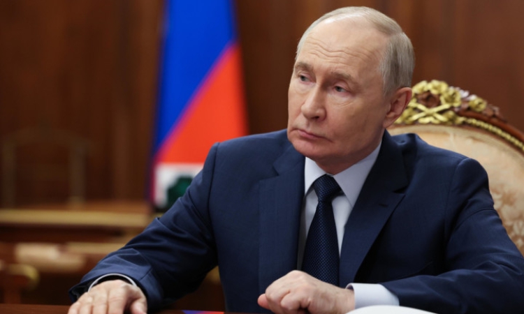 Путин опрощава дълговете на участници във войната в Украйна